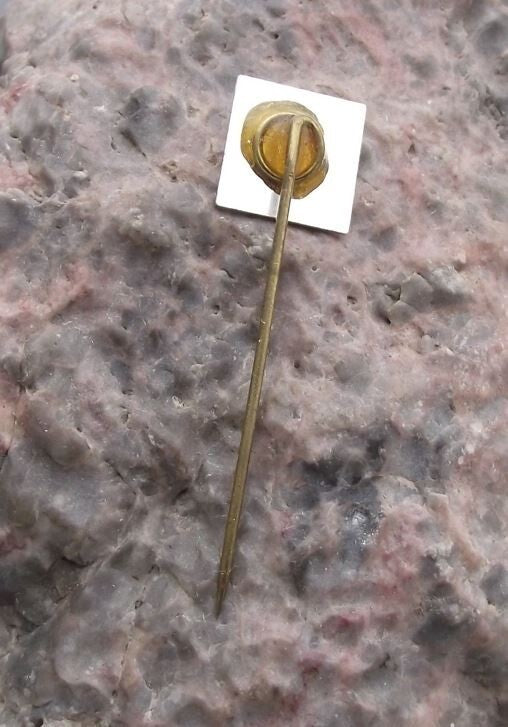 Vintage British Leyland Automobiles Classic Car Factory Letter L Logo Pin Badge - Badgecrazy