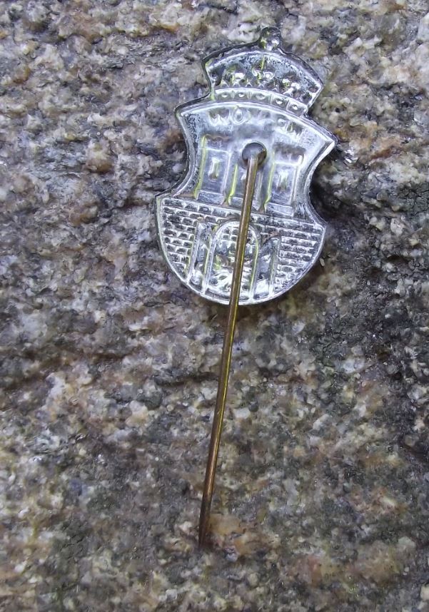 Antique Krakow Poland Walled Castle City Crown Heraldic Crest Tourist Pin Badge - Badgecrazy