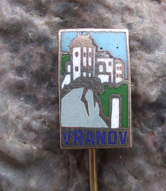 Vintage Vranov nad Dyji Chateau Castle Czech Tourist Souvenier Pin Badge - Badgecrazy