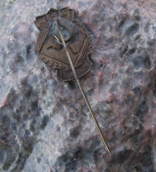 1953 MHK Sports Association Hungary Runner First Place Communist Pin Badge - Badgecrazy