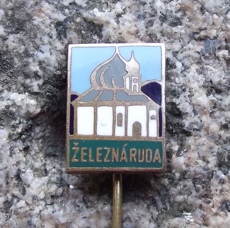 Zelezna Ruda Markt Eisenstein Church of Virgin Mary Tourist Souvenier Pin Badge