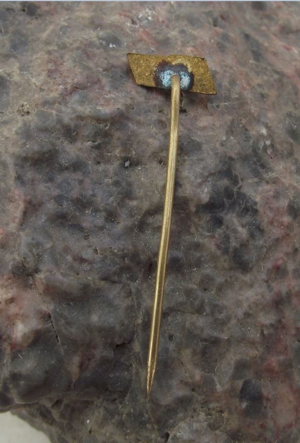 Small Zetor Farm Tractor Czechoslovakia Agriculture Crop Farming Logo Pin Badge - Badgecrazy