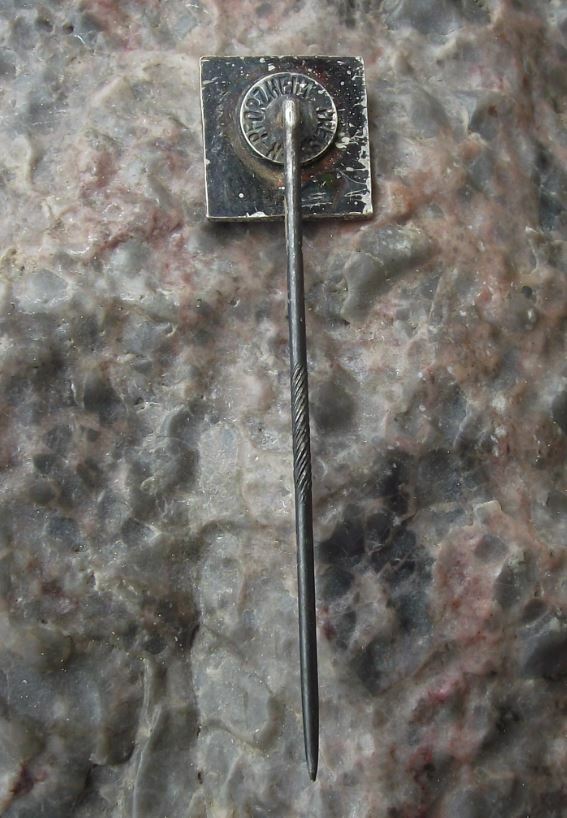Antique Knorr Bremse AG German Engineering Vehicle Braking Systems Pin Badge - Badgecrazy