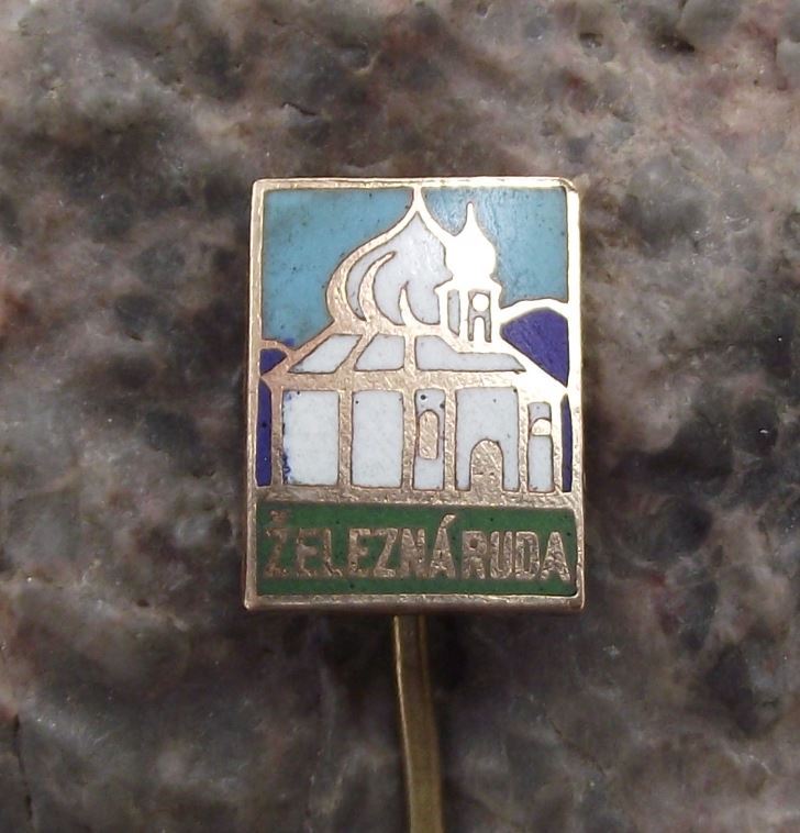 Zelezna Ruda Markt Eisenstein Church of Virgin Mary Tourist Souvenier Pin Badge