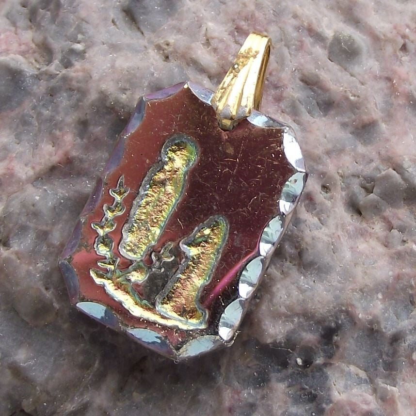 Vintage Christian Virgin Mary Jesus Religious Necklace Bracelet Pendant Charm - Badgecrazy