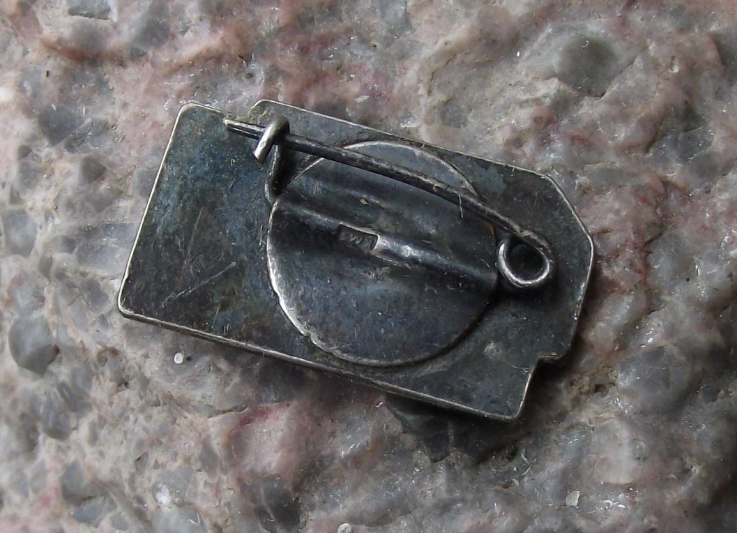 Antique Kostromo Market Trade Rows Arches Russian Tourist Souvenier Pin Badge - Badgecrazy