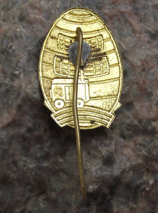 Hungary Cold War Warsaw Pact Warning Radar Vehicle Signal Corps Army Pin Badge - Badgecrazy