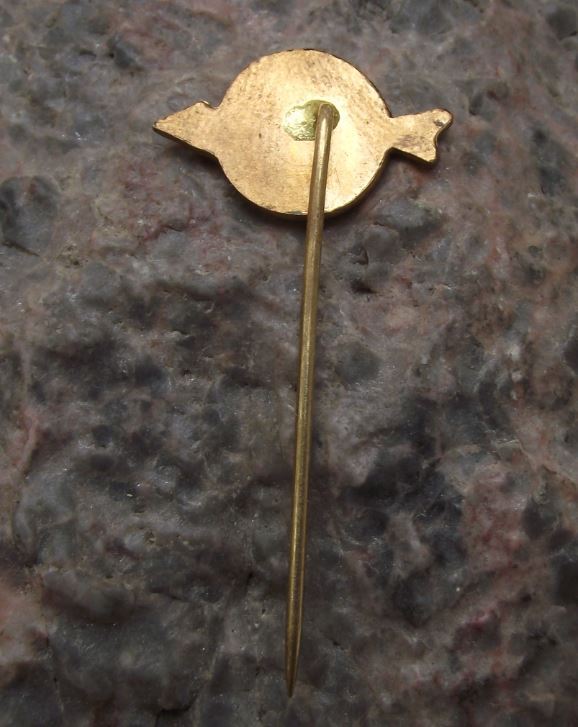Antique Slavia Czechoslovakia Air Rifle Weapons Factory Arrow Logo Gun Pin Badge - Badgecrazy