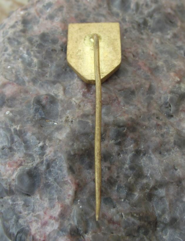 Vintage Zvolen 1936 Czechoslovakia Ice Hockey Team Shield Pin Badge