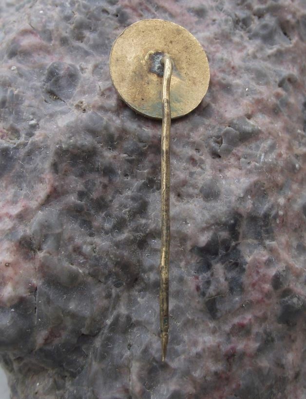 1957 Czechoslovakia Weapons Shooting Gun Festival Prague Revolver Pin Badge - Badgecrazy