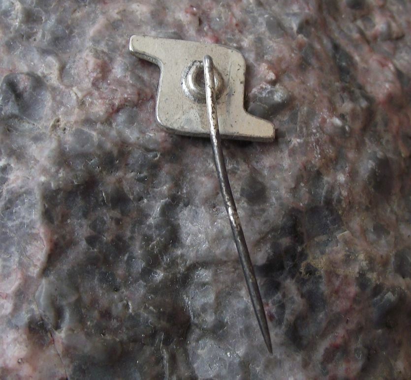 Vintage Computer Soemtron East German DDR Printing Calculators Germany Pin Badge - Badgecrazy