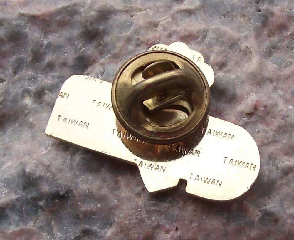 Wild Rose Flower Edmonton Alberta Province Western Canada Souvenier Pin Badge