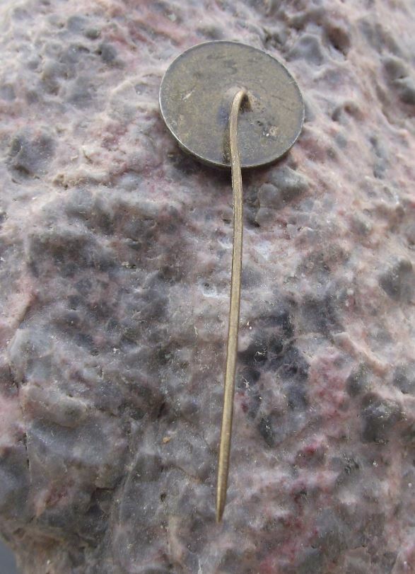 1955 All State Czechoslovakia Building Reconstrucion Conference Pin Badge