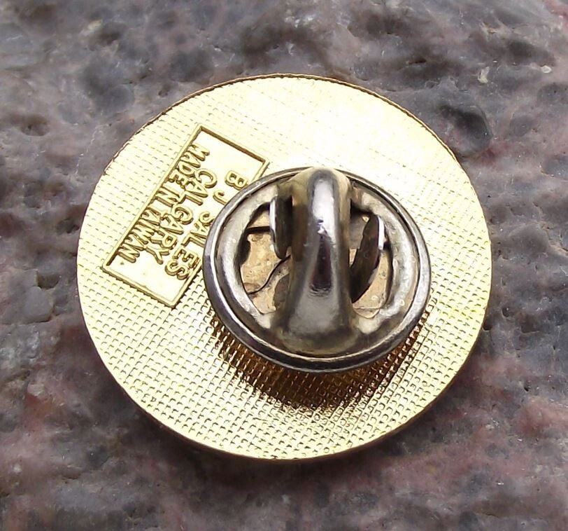 Keewatin Region Northwest Territories Canada Province Canadian Pin Badge - Badgecrazy