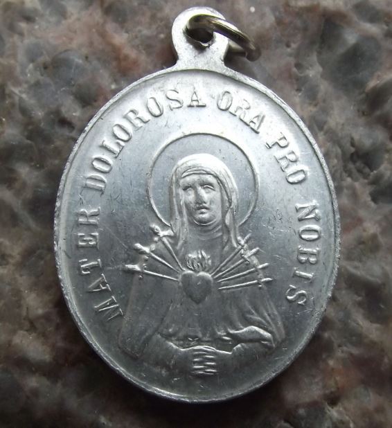 Mater Dolorosa ora pro Nobis Jesus Christ Crucifiction Necklace Bracelet Charm - Badgecrazy