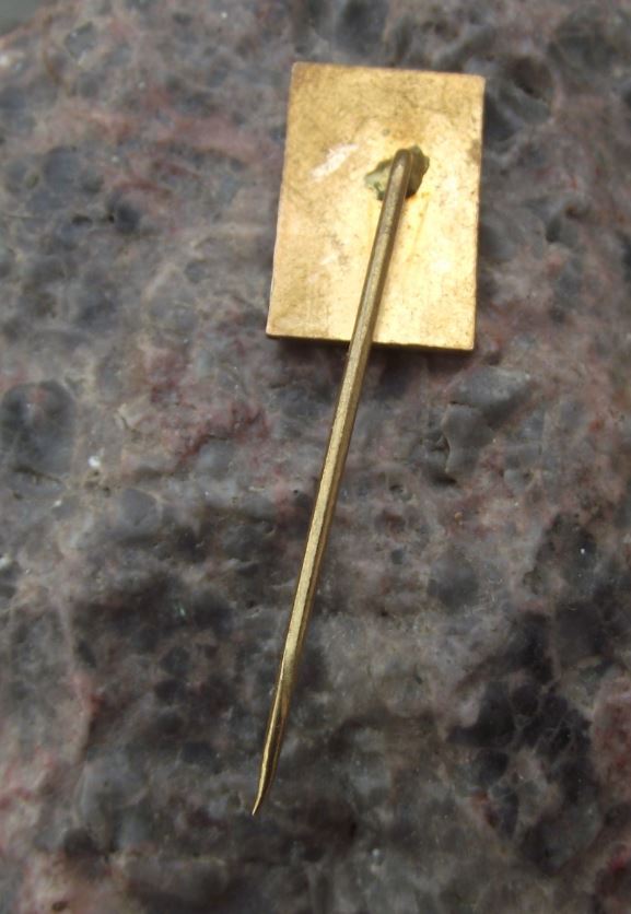 Antique Znojmo Romanesque Rotunda St Saint Catherine Tourist Souvenier Pin Badge - Badgecrazy