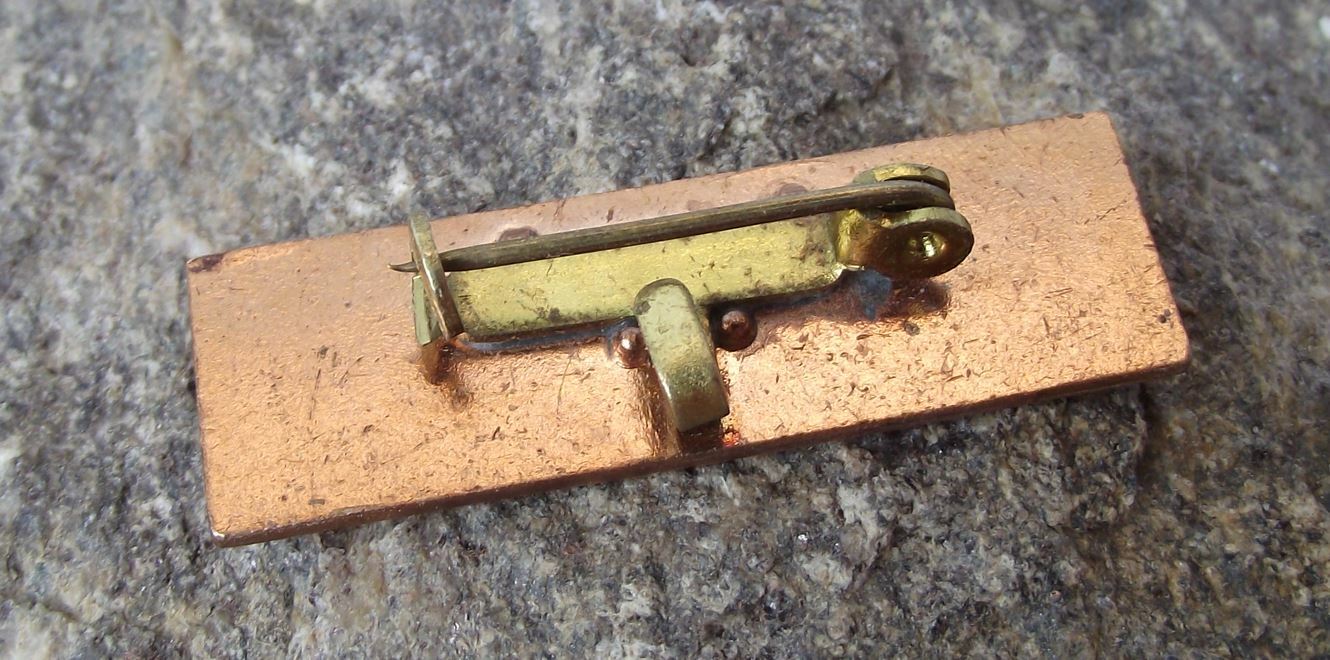 Vintage East German Germany DDR GDR National Double Flag Brooch Pin Badge - Badgecrazy