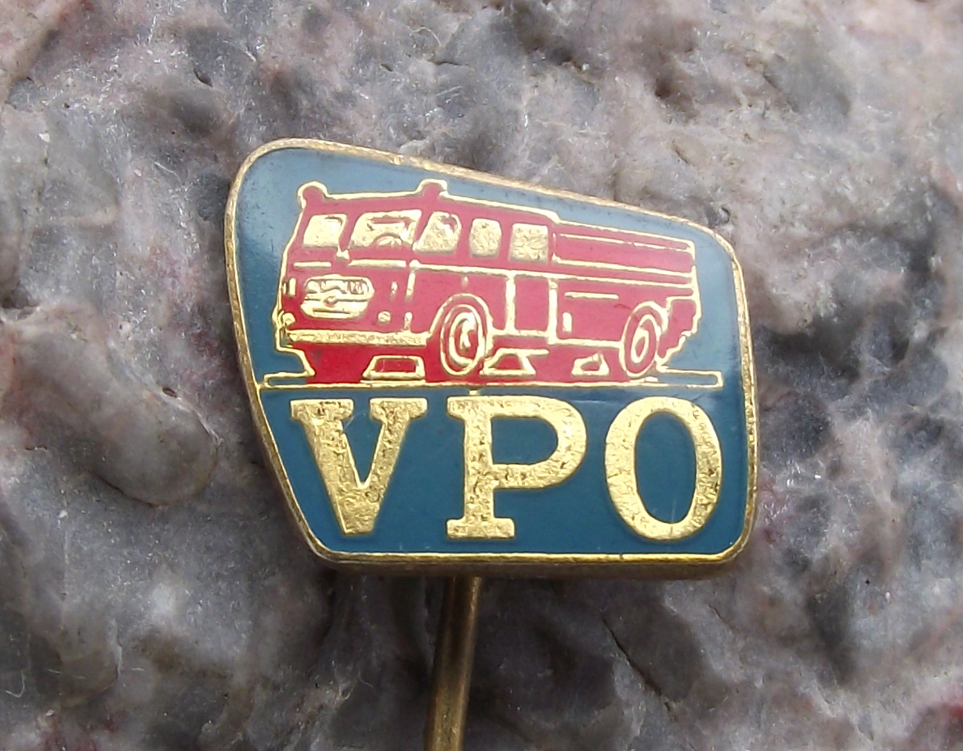 Vintage VPO Czech Fire Fighting Union Fire Engine Truck Pin Badge