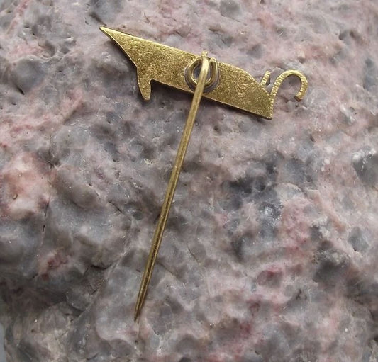 Vintage Wartburg Motors DDR GDR East German Car Auto Manufacturer Pin Badge - Badgecrazy