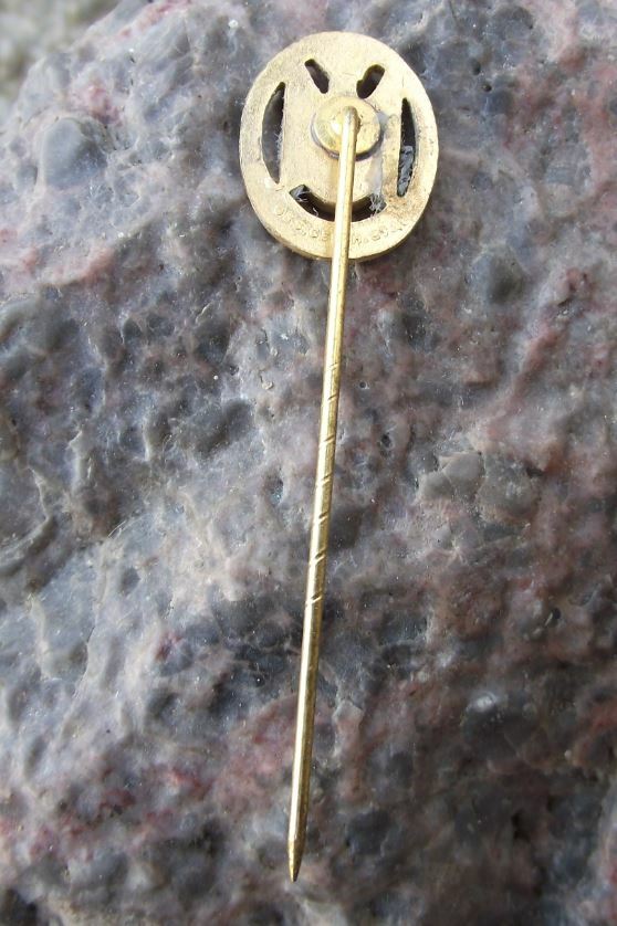Vintage German Gun Shooting Club Association Air Pistol Gold Award Pin Badge - Badgecrazy