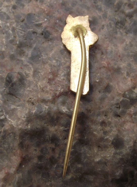 1976 Rare Classic Pez Club of Croatia Hobby Horse Cartoon Pony Bridle Pin Badge - Badgecrazy