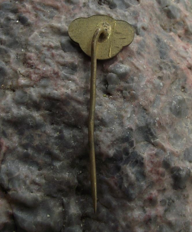 Antique Dukla Pardubice Czechoslovakia Cycling Bike Cycle Racing Club Pin Badge - Badgecrazy