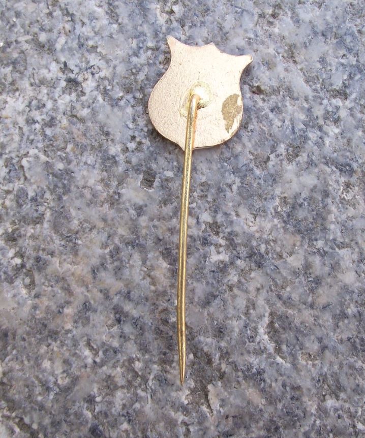 Club Atletico Penarol Athletic Club Uruguay Football Soccer Shield Pin Badge