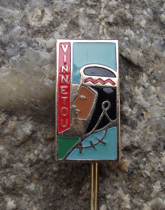 Vintage Vinnetou Winnetou Apache American Indian Karl May Films Books Pin Badge - Badgecrazy