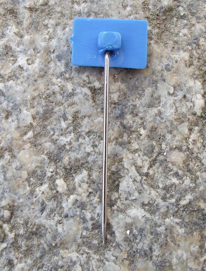 Vintage 3M Minnesota Mining Electronics Tape Company Advertising Pin Badge - Badgecrazy