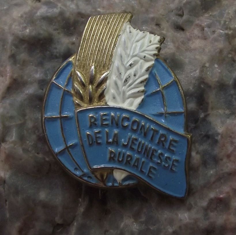 1950s French Agriculture Meeting Rencontre de la Jeunesse Rurale Wheat Pin Badge