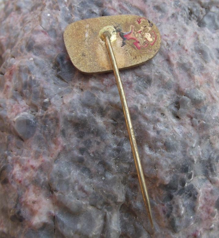 Czechoslovakia Automotoklub AAA Association Car Club AMK Ostrov Axle Pin Badge - Badgecrazy