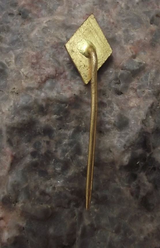 Antique Renault French Car Maker Diamond Logo Advertising Marque Pin Badge - Badgecrazy