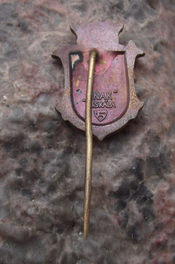 Antique Prague Vysocany District Praha 3 Heraldic Crest Coat of Arms Pin Badge - Badgecrazy