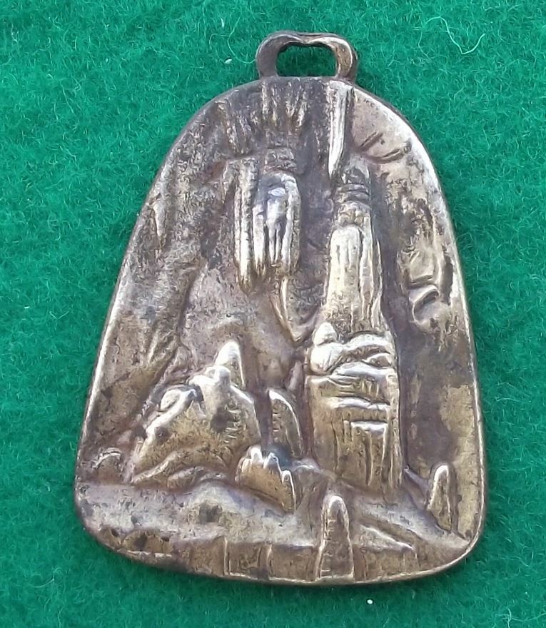 Antique Macocha Cave System Czechoslovakia Stalagmites Tourist Pendant Talisman - Badgecrazy