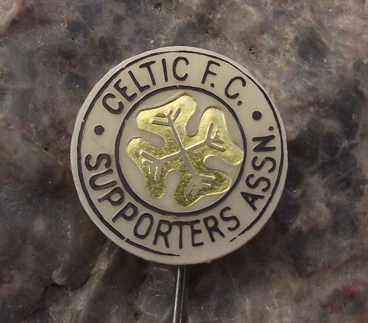 Antique Glasgow Celtic Scotland Clover Motif Logo Soccer Football Club Pin Badge
