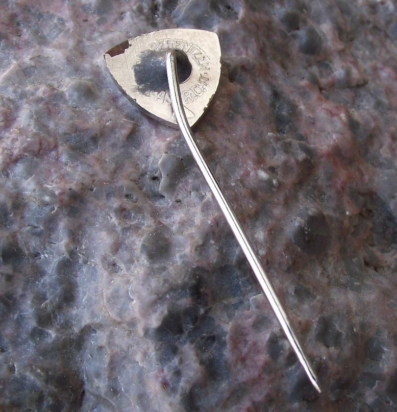 Antique Indola Haircare Hair & Fashion Company Hair Dresser Stylist Pin Badge - Badgecrazy