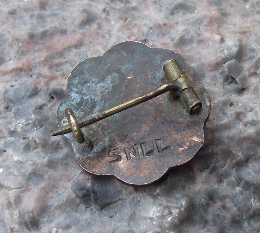 Vintage Finland SNLL Finnish Womens Association for Physical Education Pin Badge - Badgecrazy