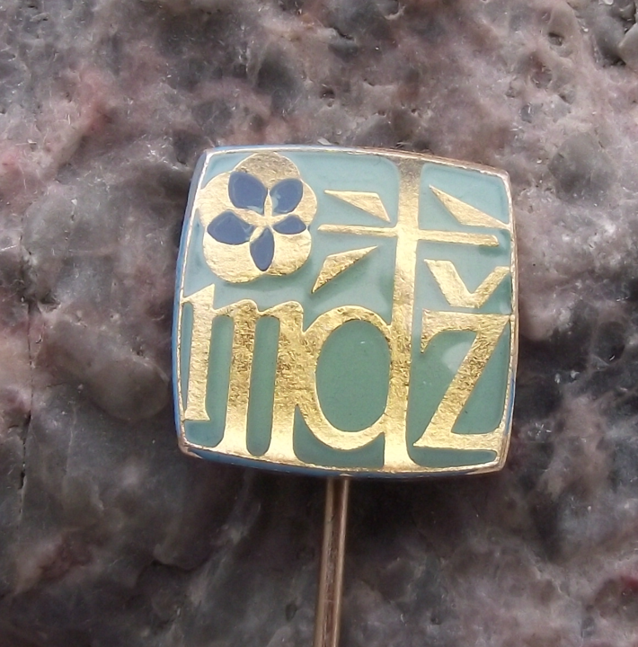 International Women's Day MDZ Czechoslovakia Peace Flower Mothers Pin Badge