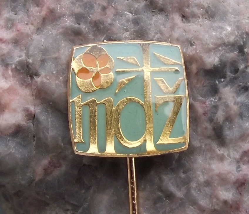 International Women's Day MDZ Czechoslovakia Peace Flower Mothers Pin Badge