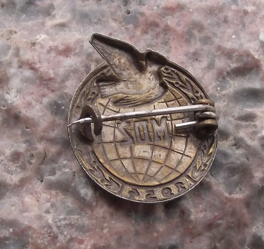 1954 International Women's Day MDZ White Dove World Peace Earth Pin Badge - Badgecrazy