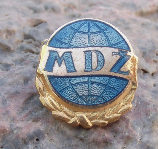 .International Women's Day Czech MDZ World Laurel Leaves Pin Badge