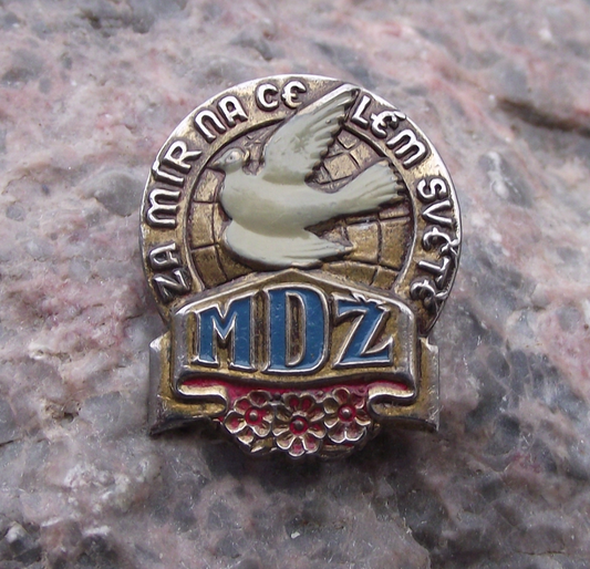 .International Women's Day MDZ World Peace Dove Red Flowers Pin Badge