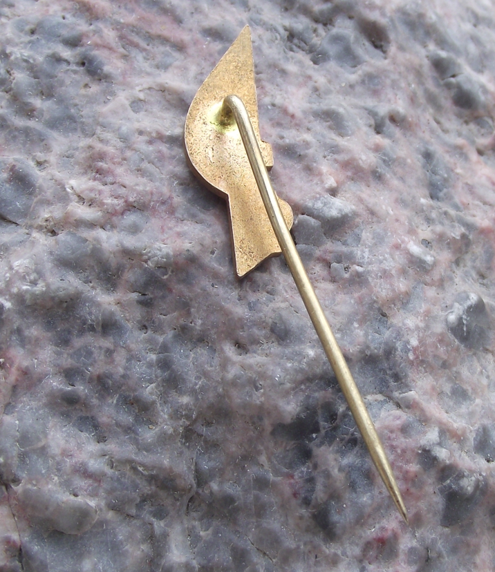 Vintage Soviet Union Hammer Sickle Logo on Red Flag Pin Badge - Badgecrazy