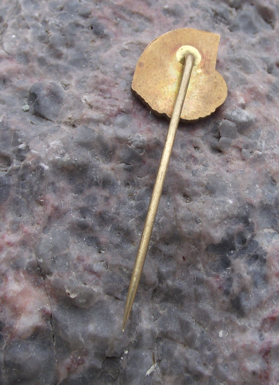 1962 USIC Railway Sports Federation Volleyball Pin Badge - Badgecrazy