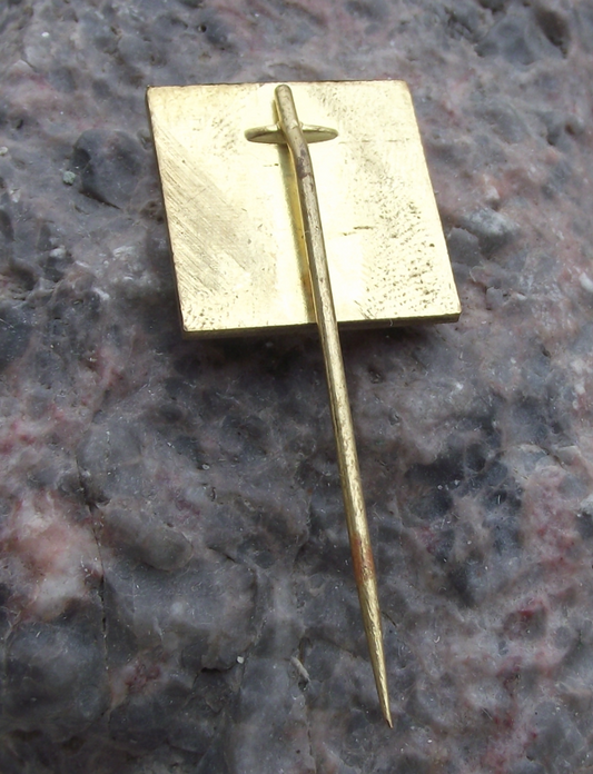 Vintage Good Soldier Svejk Czech Author Jaroslav Hasek Pisek 50km Hike Pin Badge