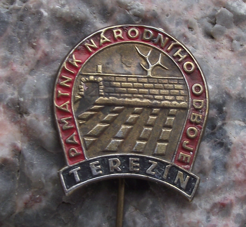 Vintage Terezin Nazi Concentration Camp National Memorial Pin Badge