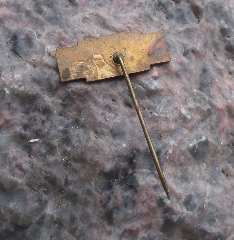 Vintage Terezin German Concentration Camp Manacles Chains Pin Badge - Badgecrazy