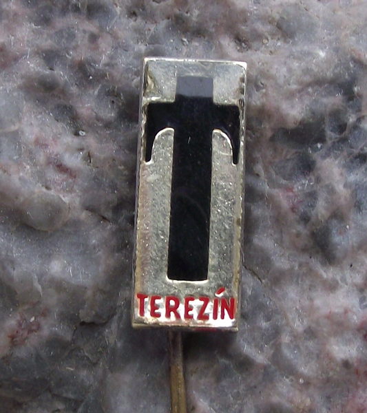 Vintage Theresienstadt Terezin Concentration Camp Remembrance Pin Badge - Badgecrazy