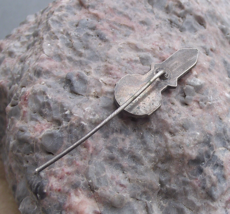 Vintage Tallinn Estonia Religious Cross Souvenir Pin Badge - Badgecrazy