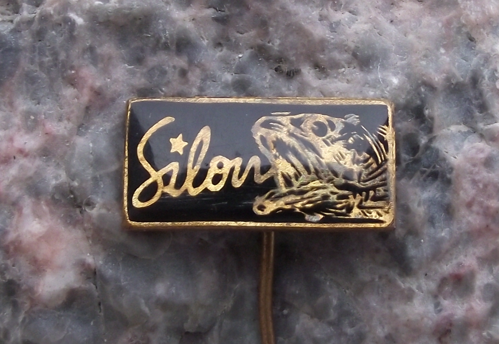 Vintage Silon Czech Fishing Tackle Nylon Line Firm Fish Biting Bite Pin Badge